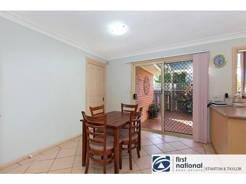 2/10 First Street, Kingswood NSW 2747