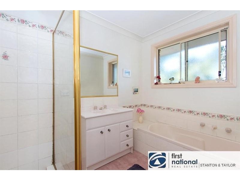 2/10 First Street, Kingswood NSW 2747