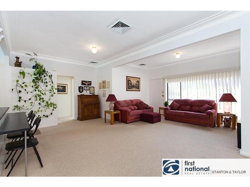 29 Bellbird Crescent, Blaxland NSW 2774