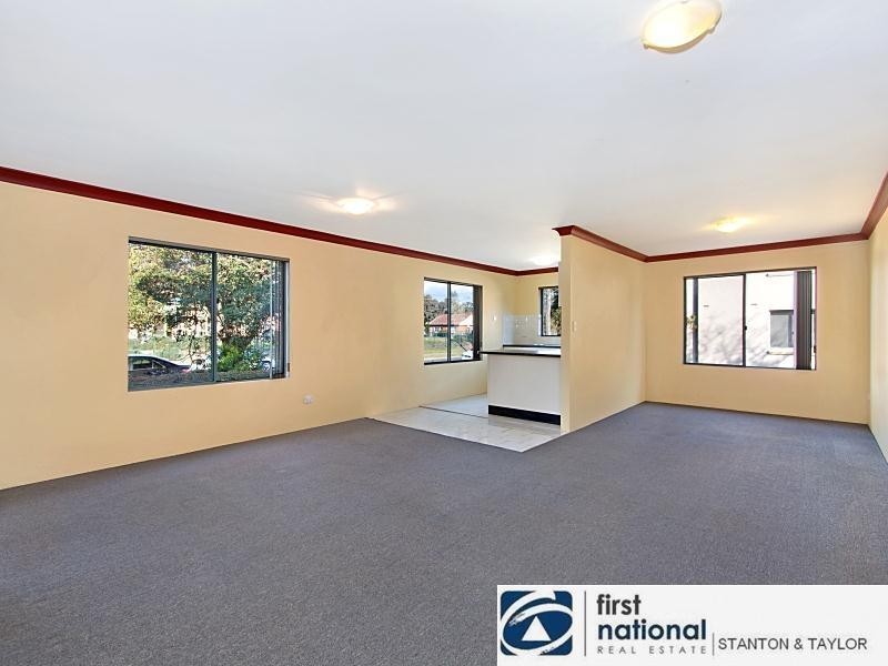 1/49-51 Kings Street, Penrith NSW 2750