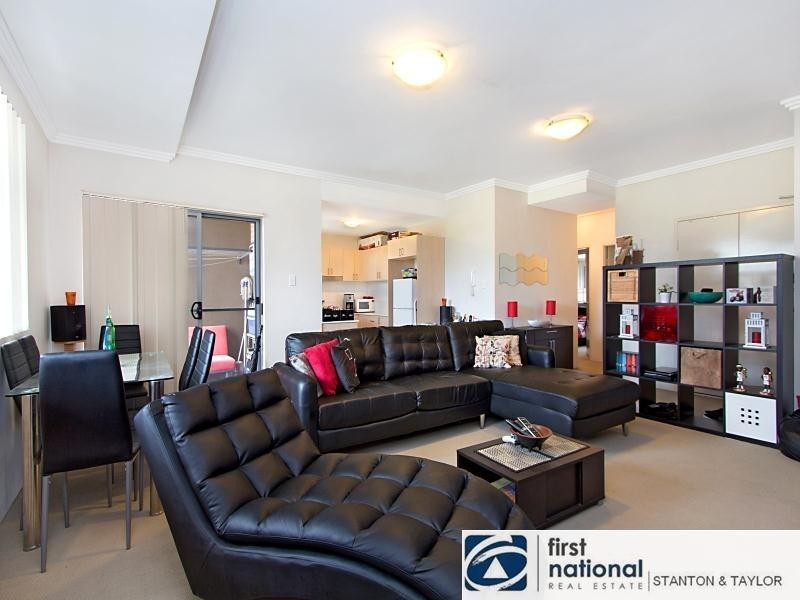 18/14-20 Parkes Avenue, Werrington NSW 2747