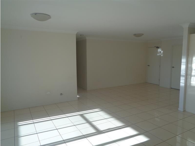 8/8 COLLESS Street, Penrith NSW 2750