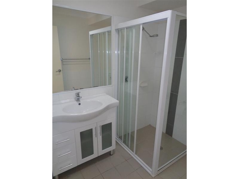 8/8 COLLESS Street, Penrith NSW 2750