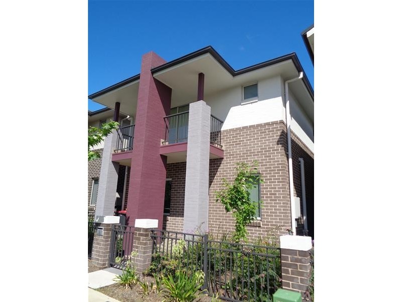 5 SYDNEY SMITH Drive, Penrith NSW 2750