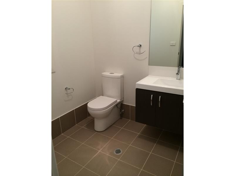 5 SYDNEY SMITH Drive, Penrith NSW 2750