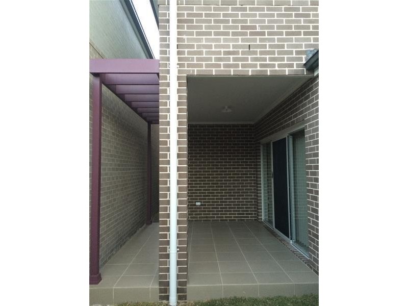 5 SYDNEY SMITH Drive, Penrith NSW 2750