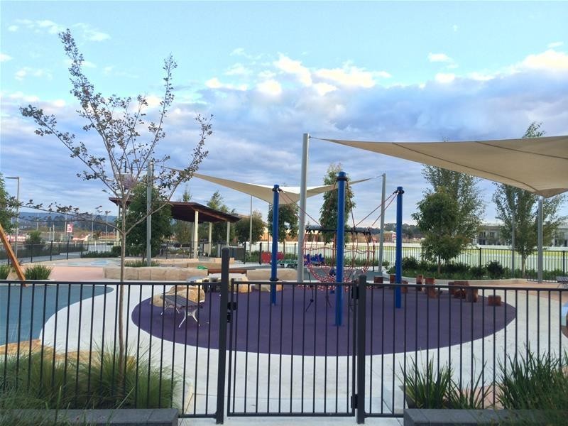 5 SYDNEY SMITH Drive, Penrith NSW 2750