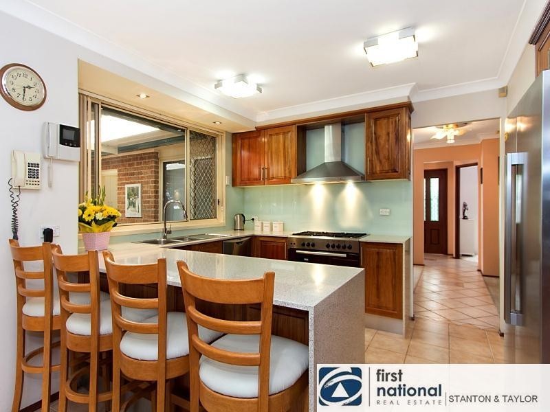 15 Leane Place, Cranebrook NSW 2749