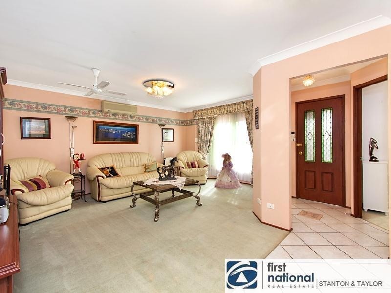 15 Leane Place, Cranebrook NSW 2749