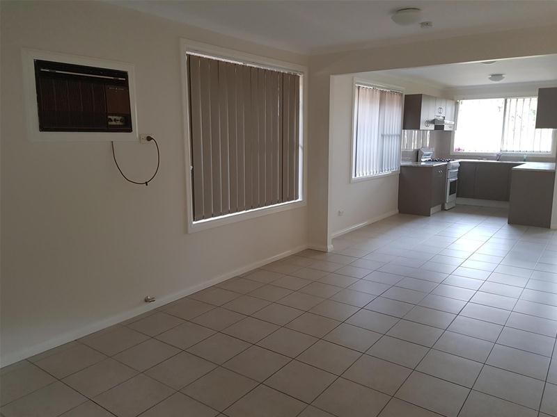 10 Jindalla Crescent, Hebersham NSW 2770