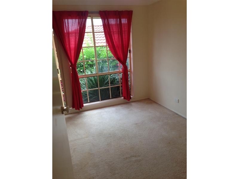 9 Brady Place, Glenmore Park NSW 2745