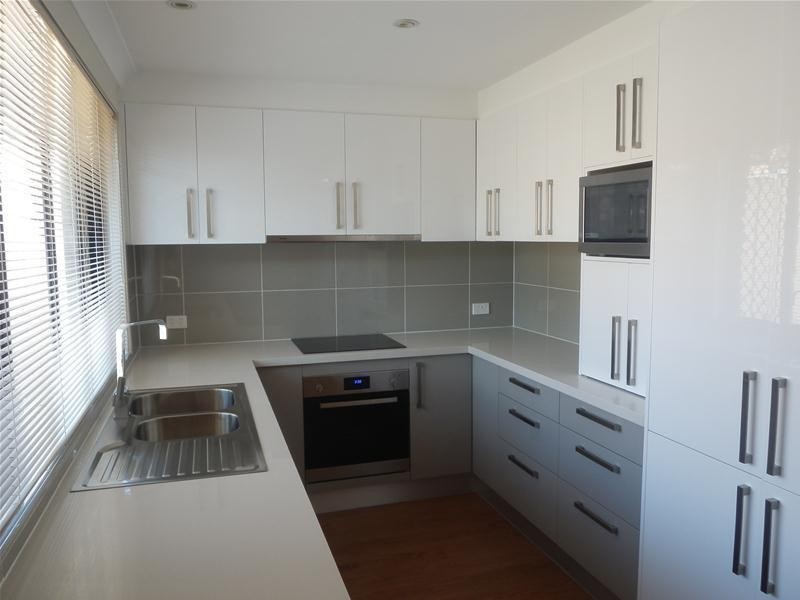 2 Brockamin Drive, South Penrith NSW 2750