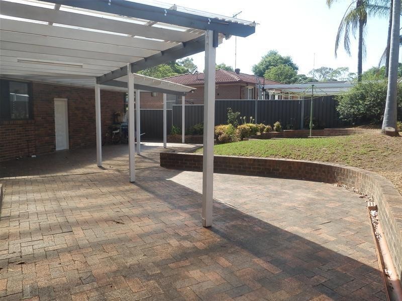 2 Brockamin Drive, South Penrith NSW 2750