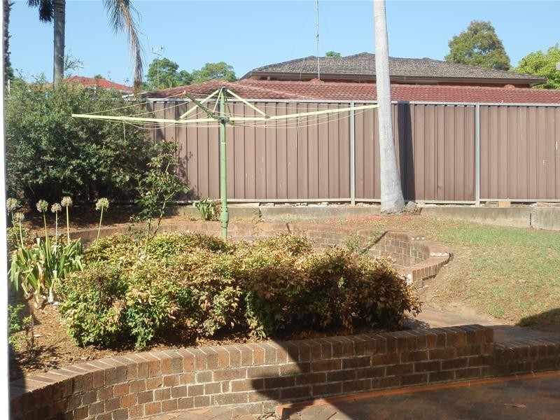 2 Brockamin Drive, South Penrith NSW 2750