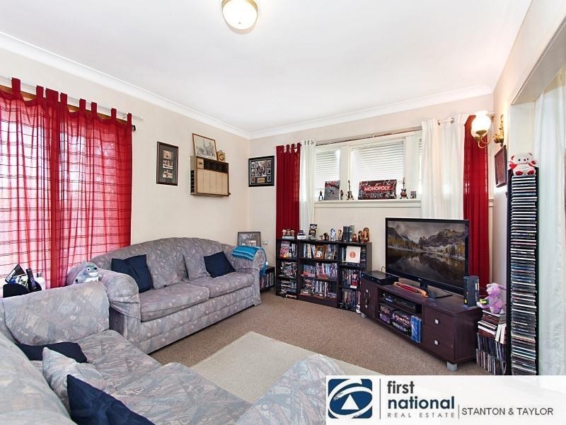 8 Cudgee Road, Penrith NSW 2750