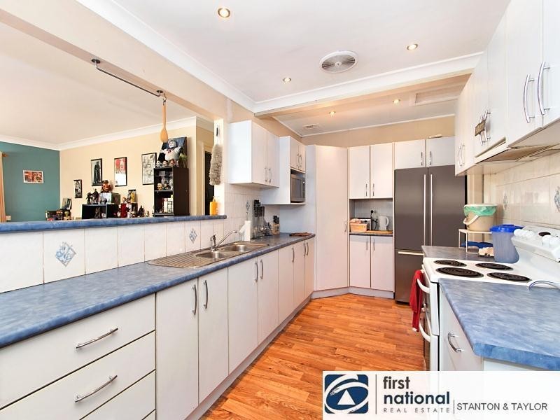 8 Cudgee Road, Penrith NSW 2750