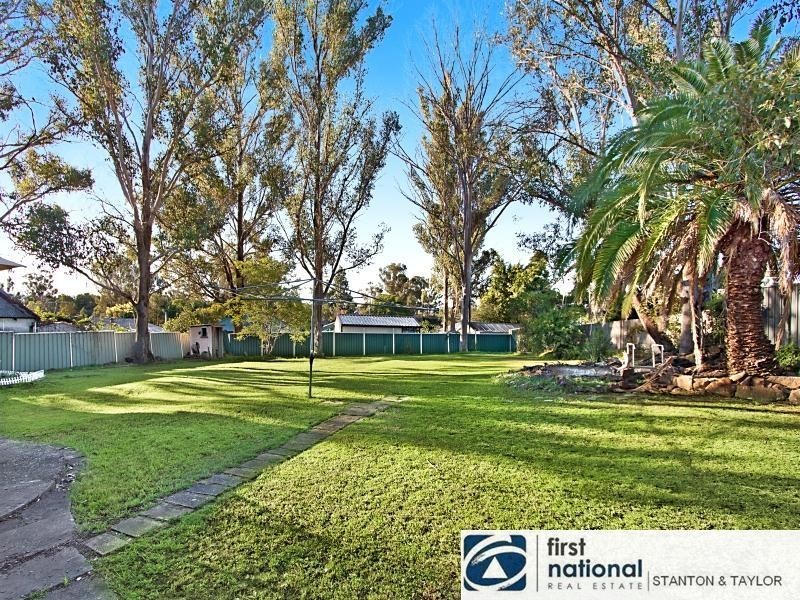 8 Cudgee Road, Penrith NSW 2750