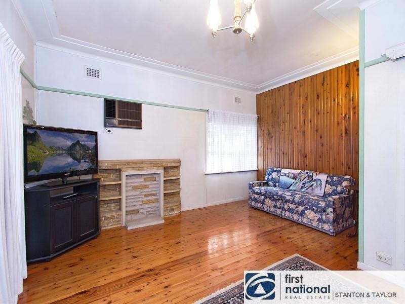 37 Elizabeth Crescent, Kingswood NSW 2747