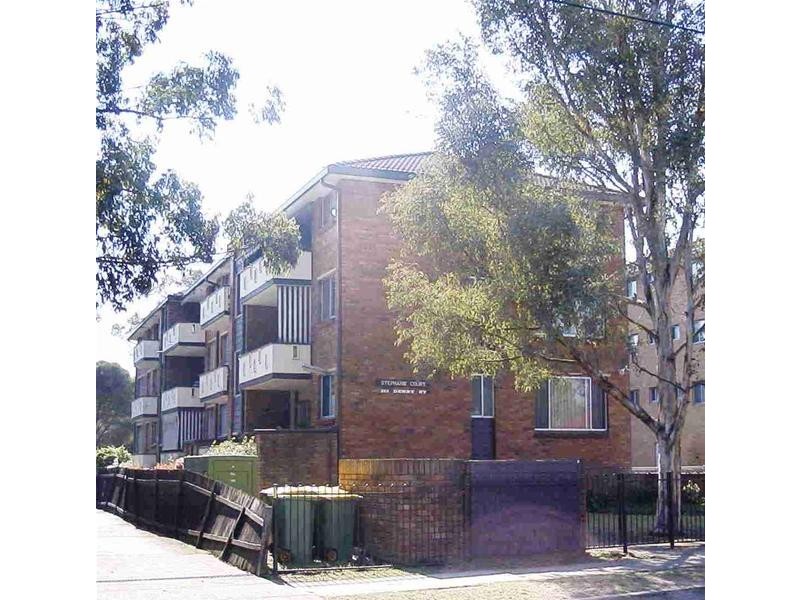 2/213 Derby Street, Penrith NSW 2750