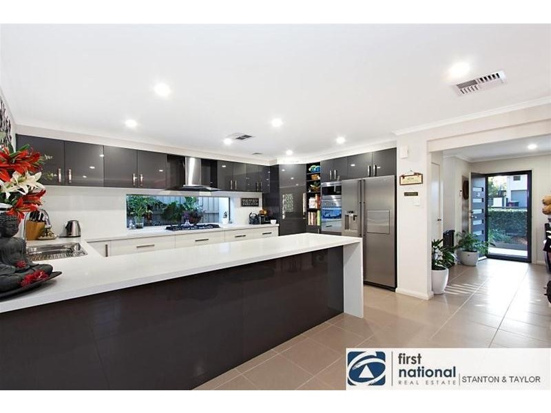 28 Lakeview Drive, Cranebrook NSW 2749