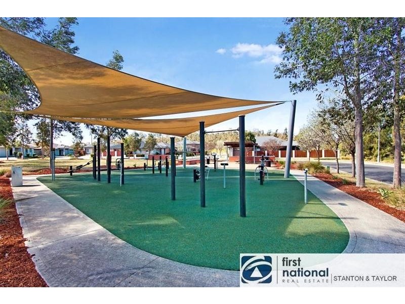 28 Lakeview Drive, Cranebrook NSW 2749