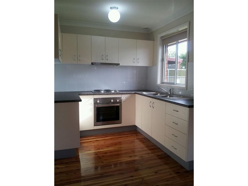 33 CARINDA Drive, South Penrith NSW 2750