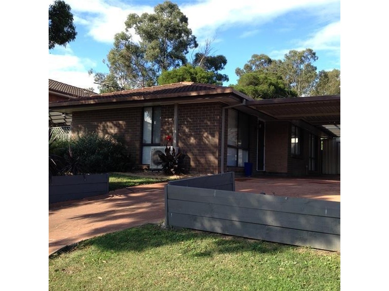 9 Dodd Place, Cranebrook NSW 2749