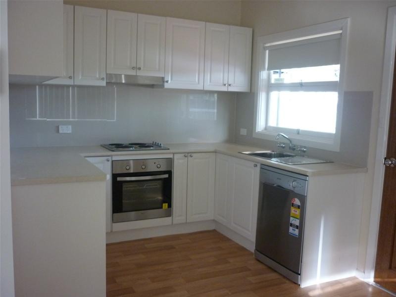 16 Cronin Street, Penrith NSW 2750