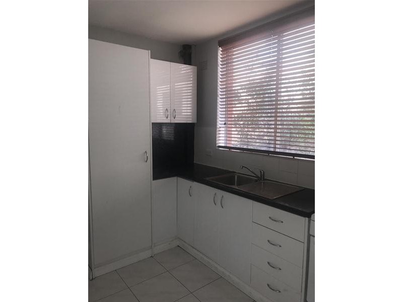 2/209 DERBY Street, Penrith NSW 2750