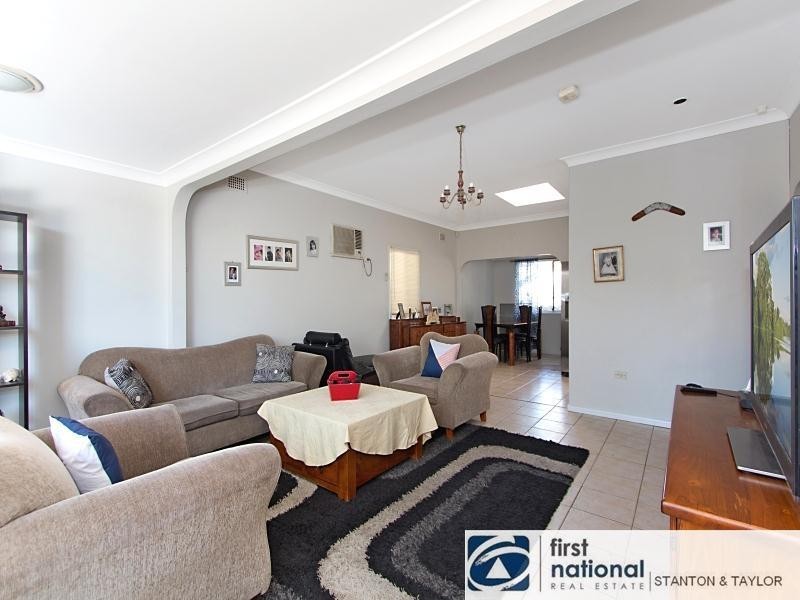 42 Cooper Street, Penrith NSW 2750