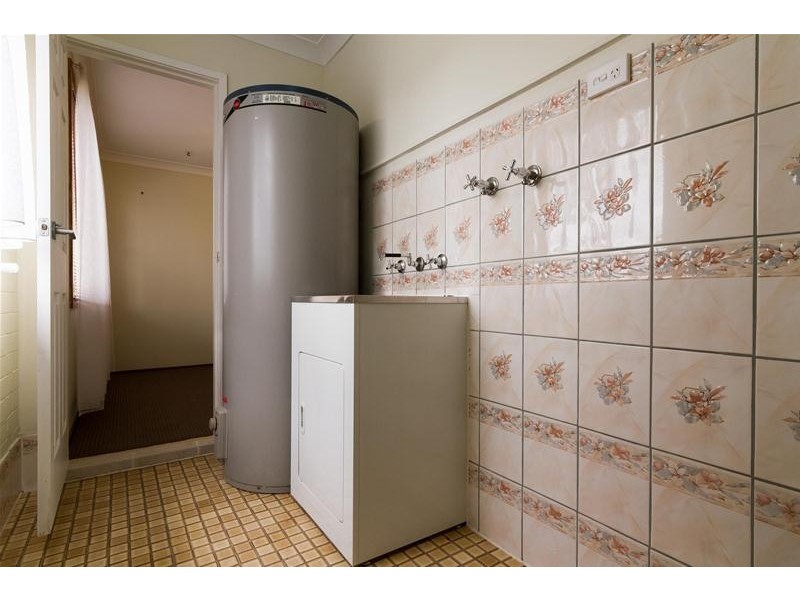 39 Schoolhouse Road, Regentville NSW 2745