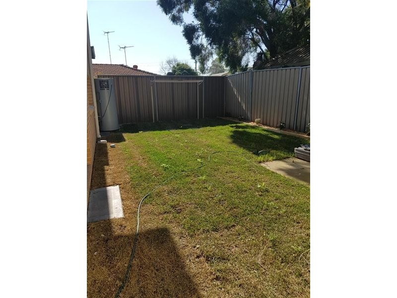 52  Greenway  Drive, South Penrith NSW 2750