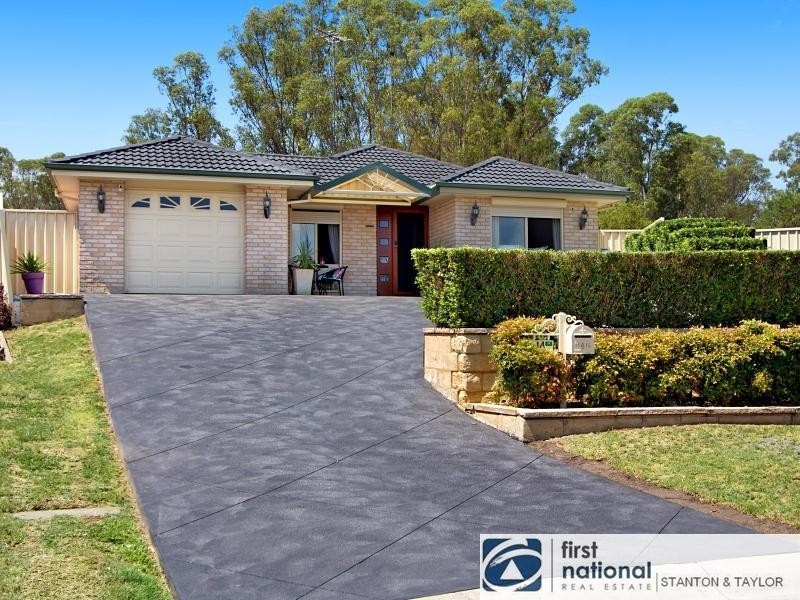 14 Pritchard Place, Glenmore Park NSW 2745