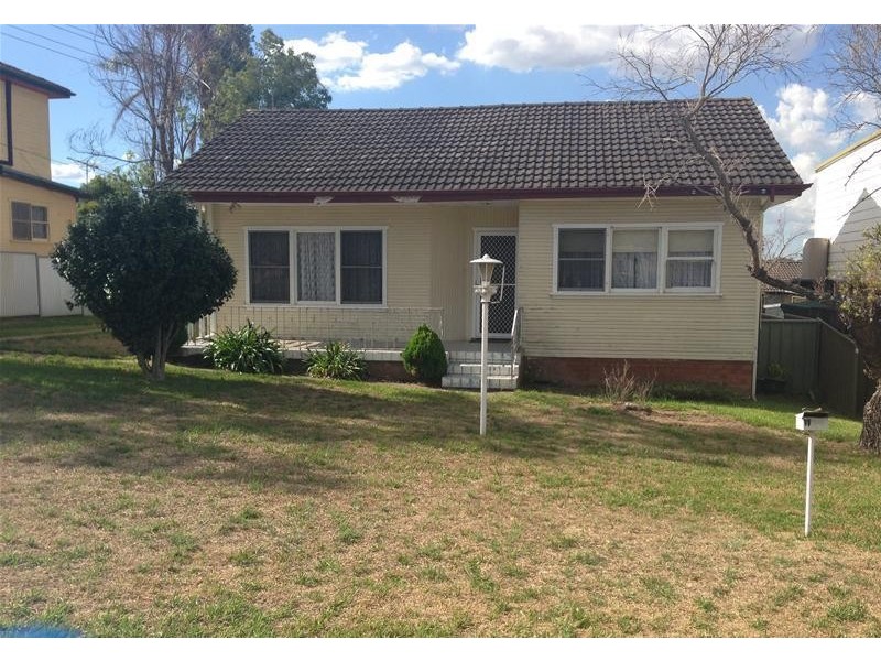 11 Roma Avenue, Wallacia NSW 2745