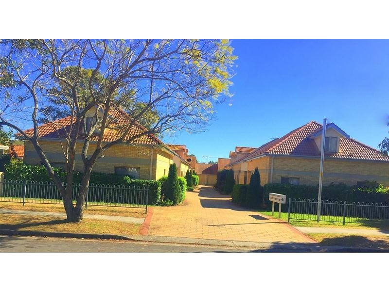 9/41-43 Jamison Road, Penrith NSW 2750