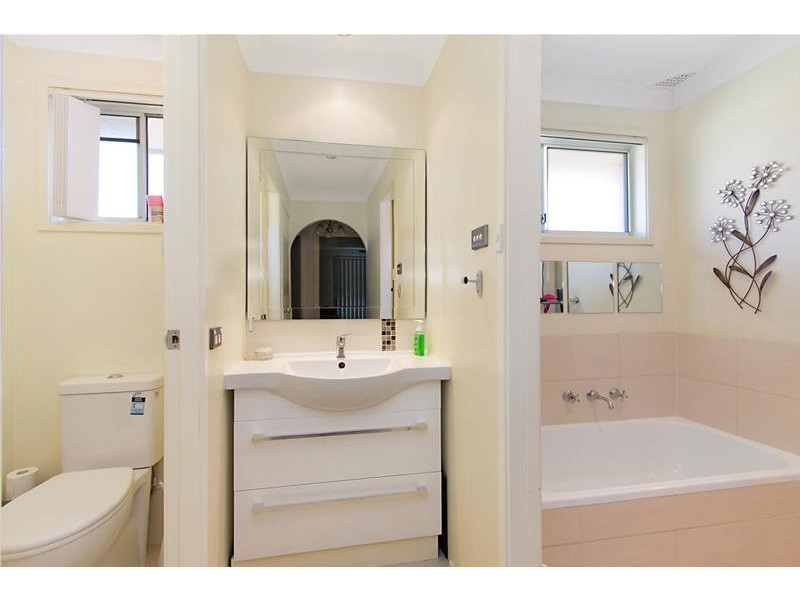 1 FARRAR Place, Jamisontown NSW 2750