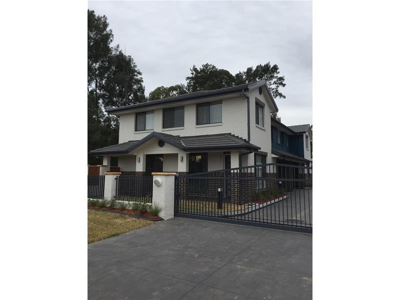 1/2 York Street, Emu Plains NSW 2750