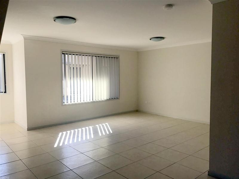 11/26 Luttrell Street, Glenmore Park NSW 2745