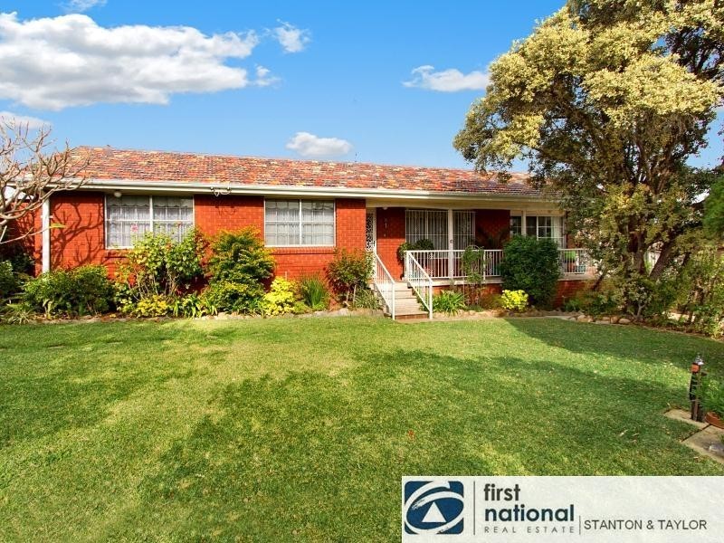 10 Treetops Avenue, South Penrith NSW 2750