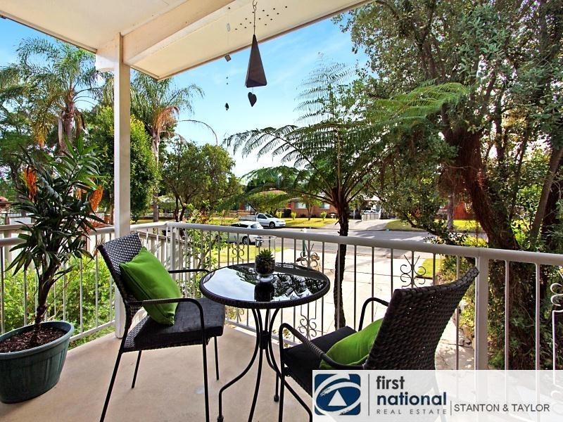 10 Treetops Avenue, South Penrith NSW 2750