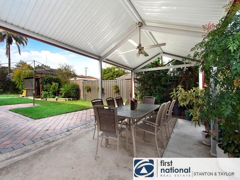 10 Treetops Avenue, South Penrith NSW 2750