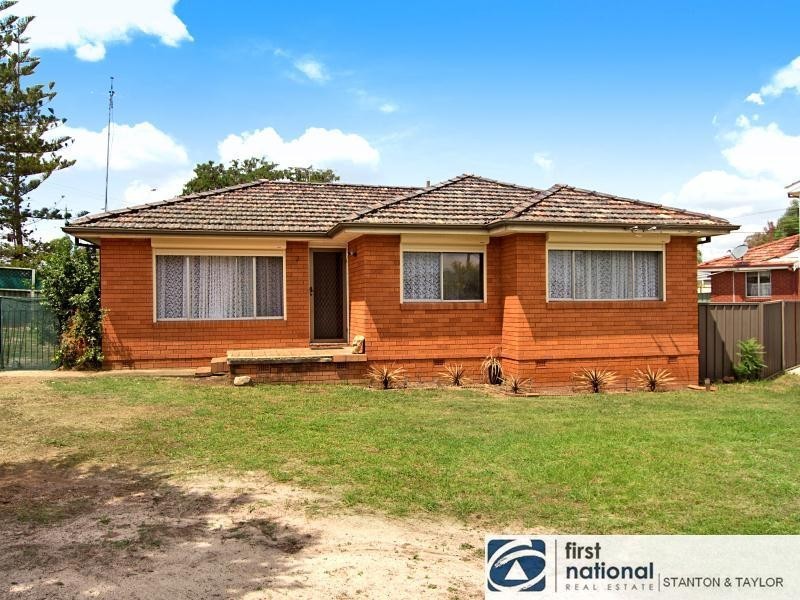 2 Mazepa Avenue, South Penrith NSW 2750