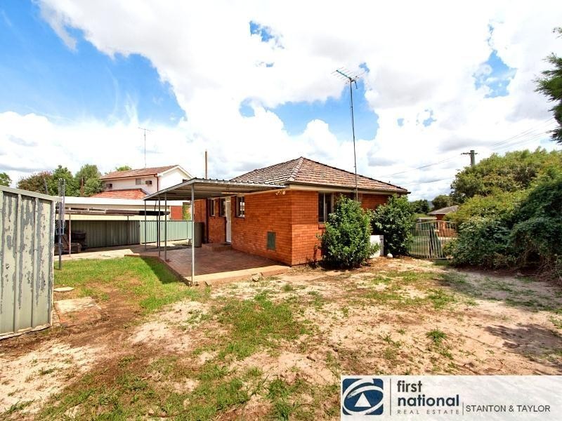 2 Mazepa Avenue, South Penrith NSW 2750