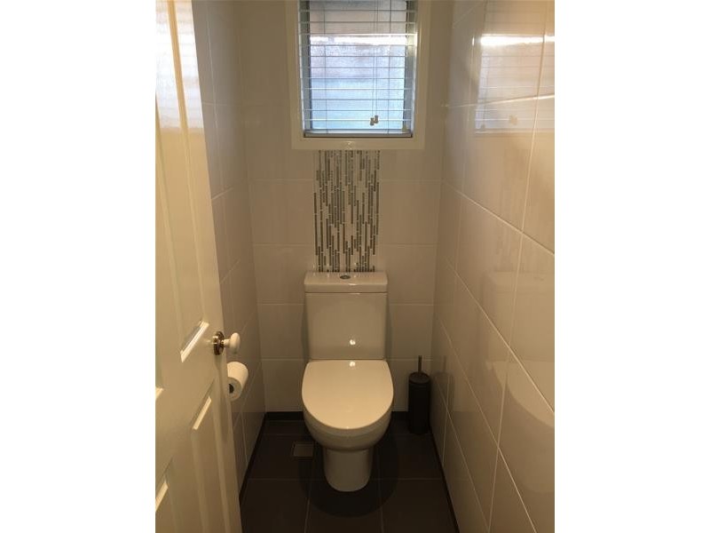 6 Bronsgrove Close, South Penrith NSW 2750