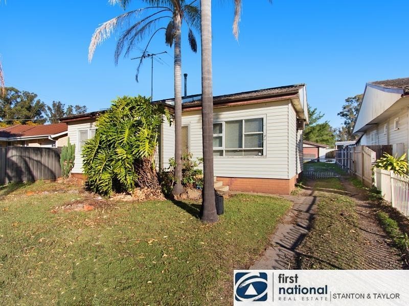 64 Oxford Street, Cambridge Park NSW 2747