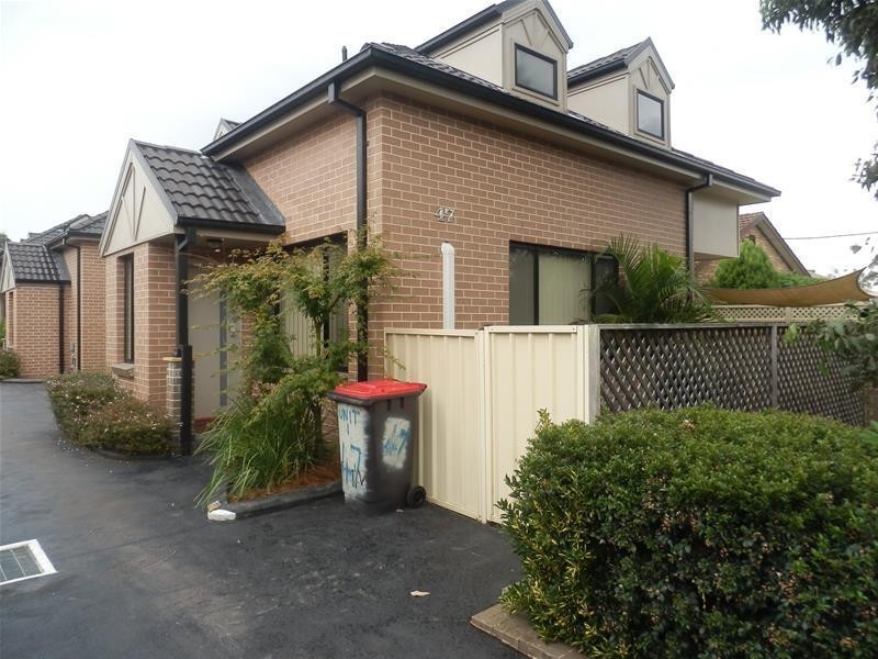 1/47 BARRY Street, Cambridge Park NSW 2747