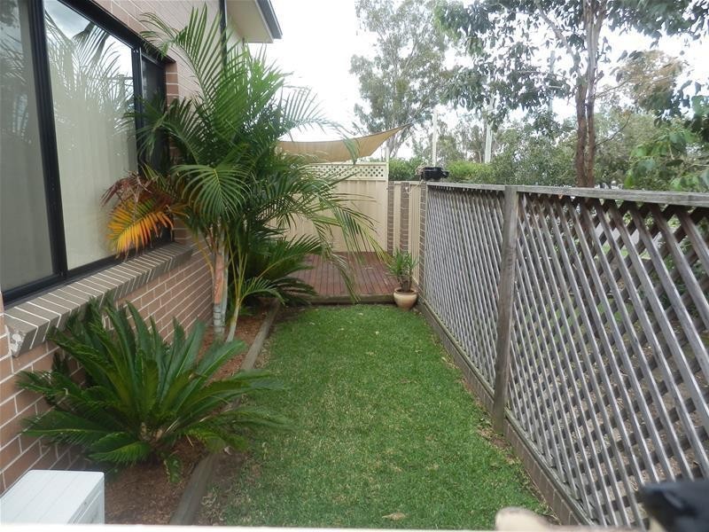 1/47 BARRY Street, Cambridge Park NSW 2747