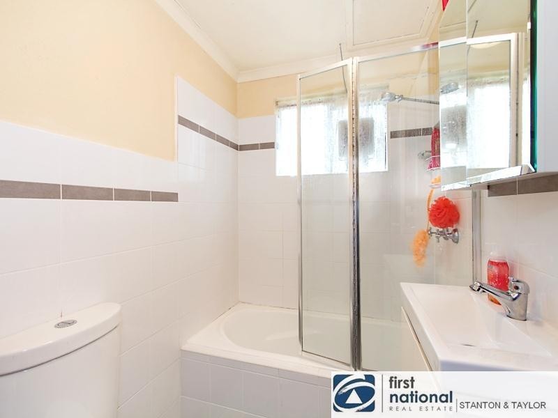 4/8 DENT Street, Jamisontown NSW 2750