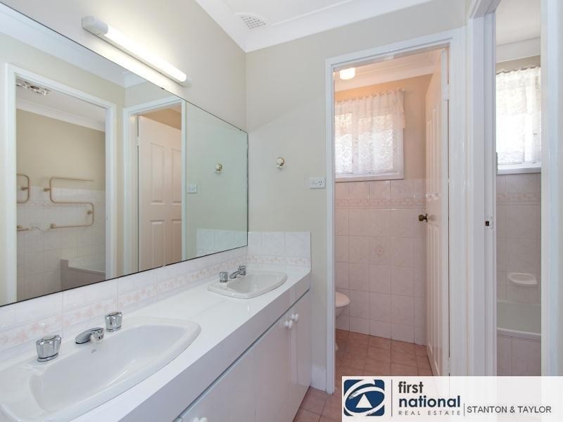 137 Greenbank Drive, Werrington Downs NSW 2747