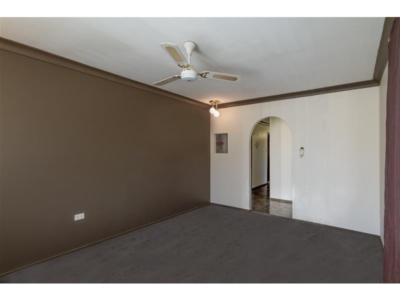 12 MALCOLM Avenue, Werrington NSW 2747